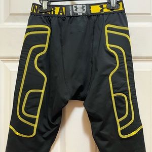 Men’s sports football padded sides under shorts